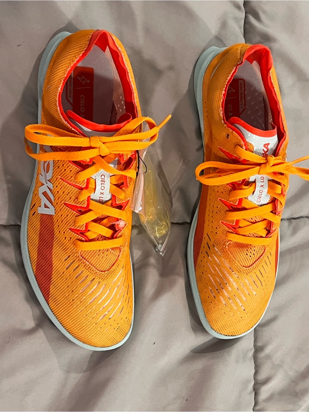 Hoka Women's Cielo X LD Track and Field Spike Shoes Cleat Orange size 9 - Picture 3 of 4